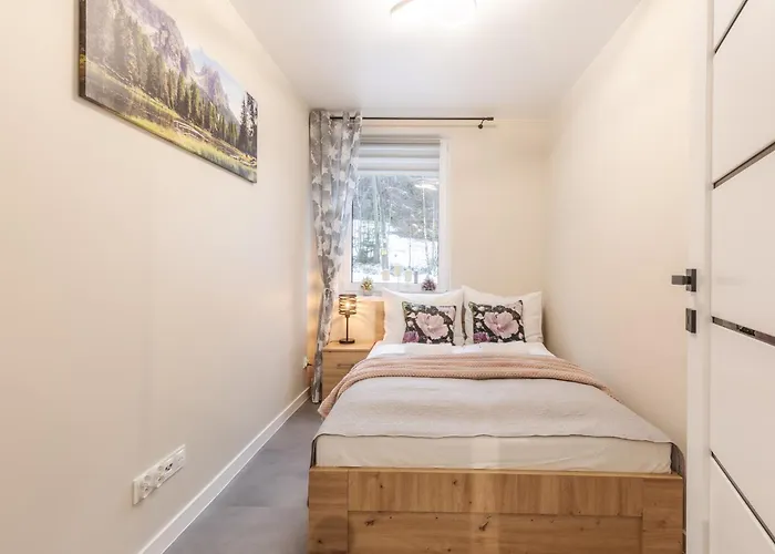 Zeromskiego - Karkonoce * 斯克拉斯卡波伦巴